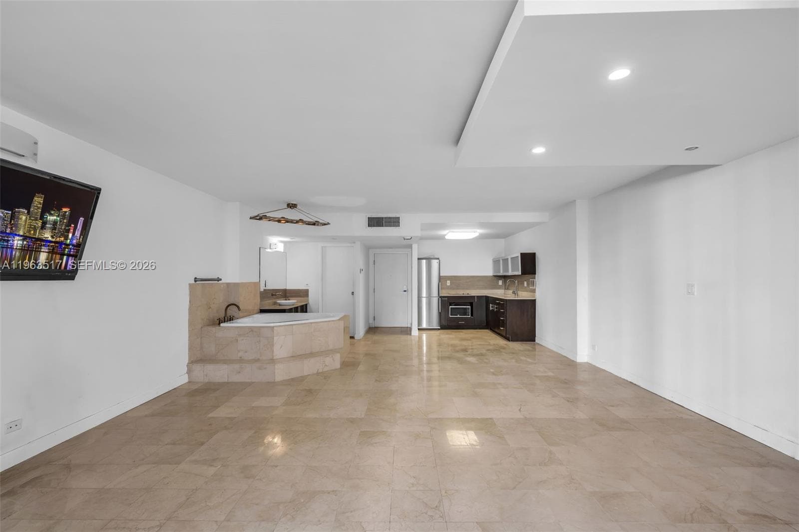2301 Collins Ave # 621, Miami Beach FL 33139 — 7