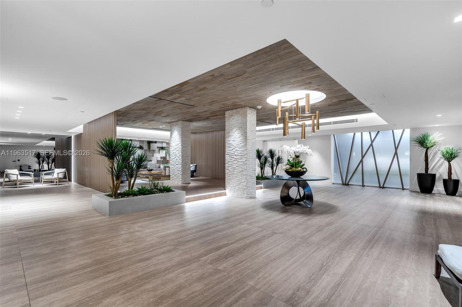 2301 Collins Ave # 621, Miami Beach FL 33139 — 37