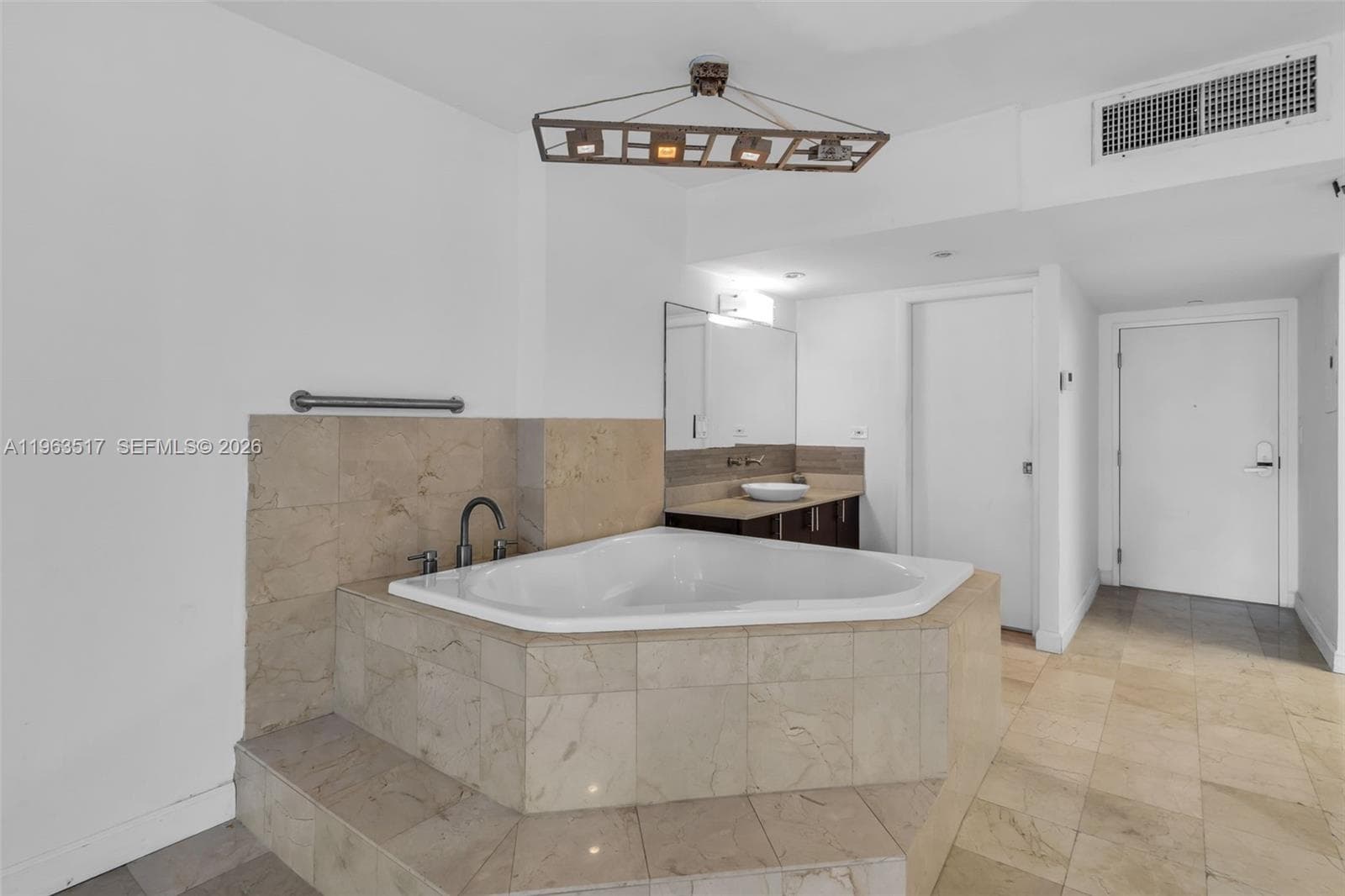 2301 Collins Ave # 621, Miami Beach FL 33139 — 8