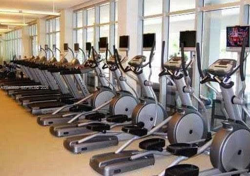 10275 Collins Ave # 427, Bal Harbour FL 33154 — 17