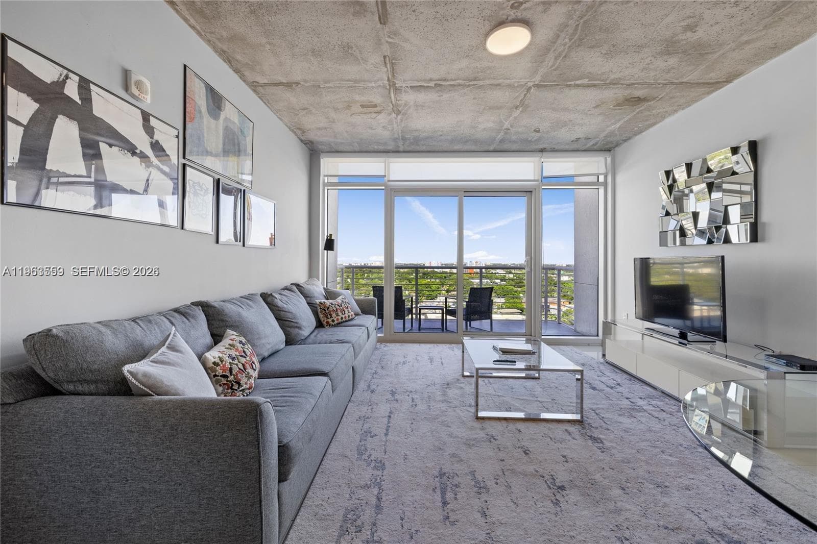 3250 NE 1st Ave # 1113, Miami FL 33137 — 2