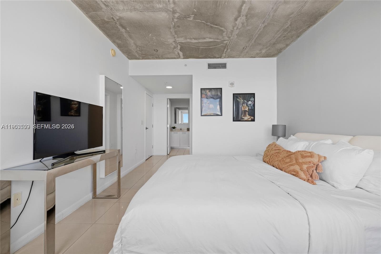 3250 NE 1st Ave # 1113, Miami FL 33137 — 13