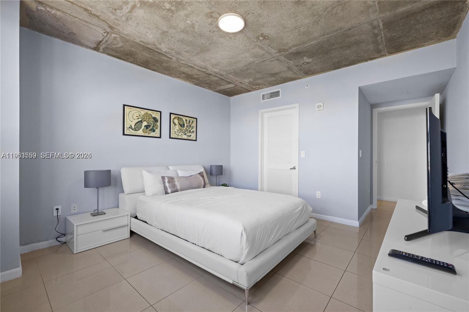 3250 NE 1st Ave # 1113, Miami FL 33137 — 9