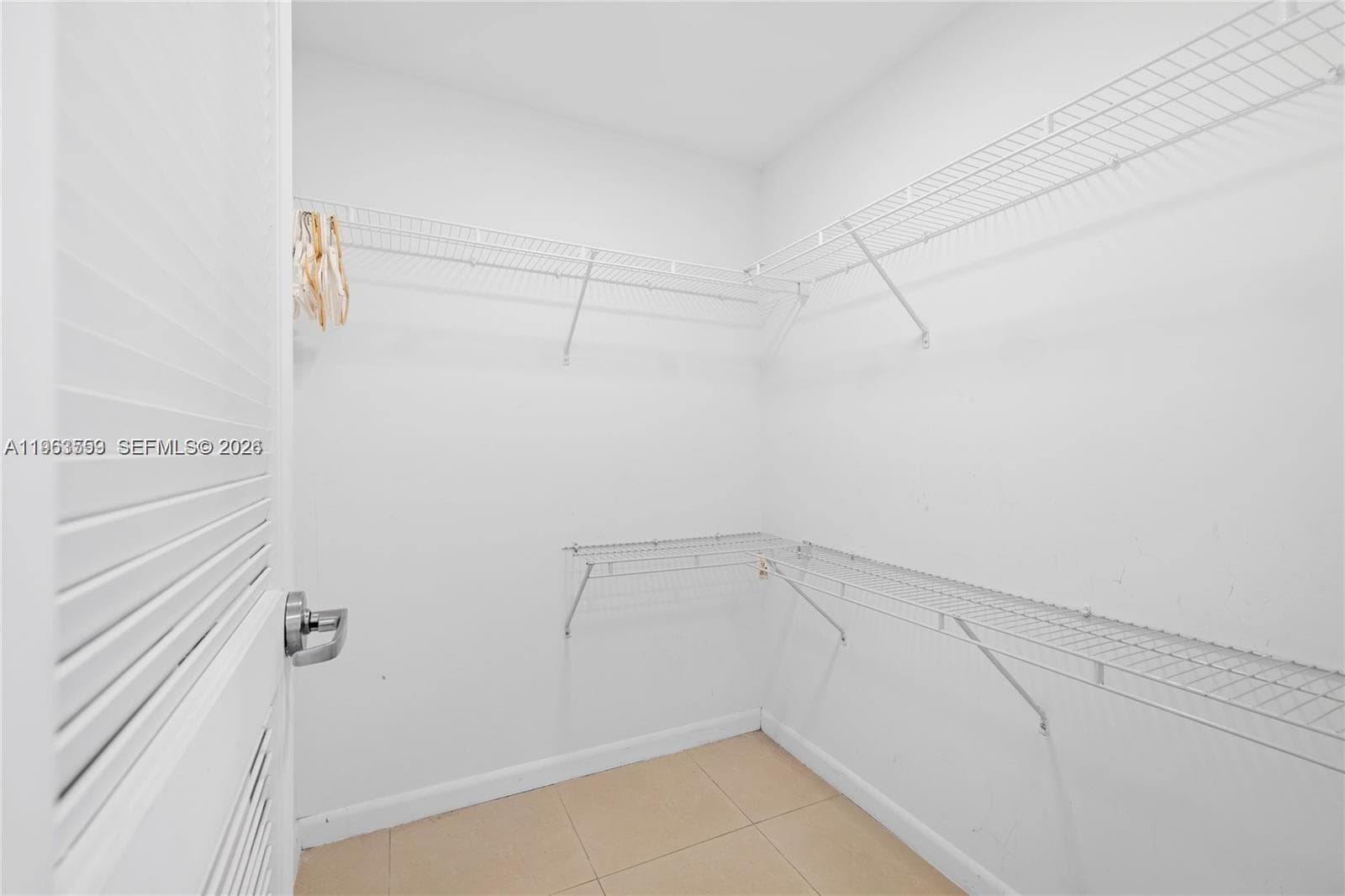 3250 NE 1st Ave # 1113, Miami FL 33137 — 21
