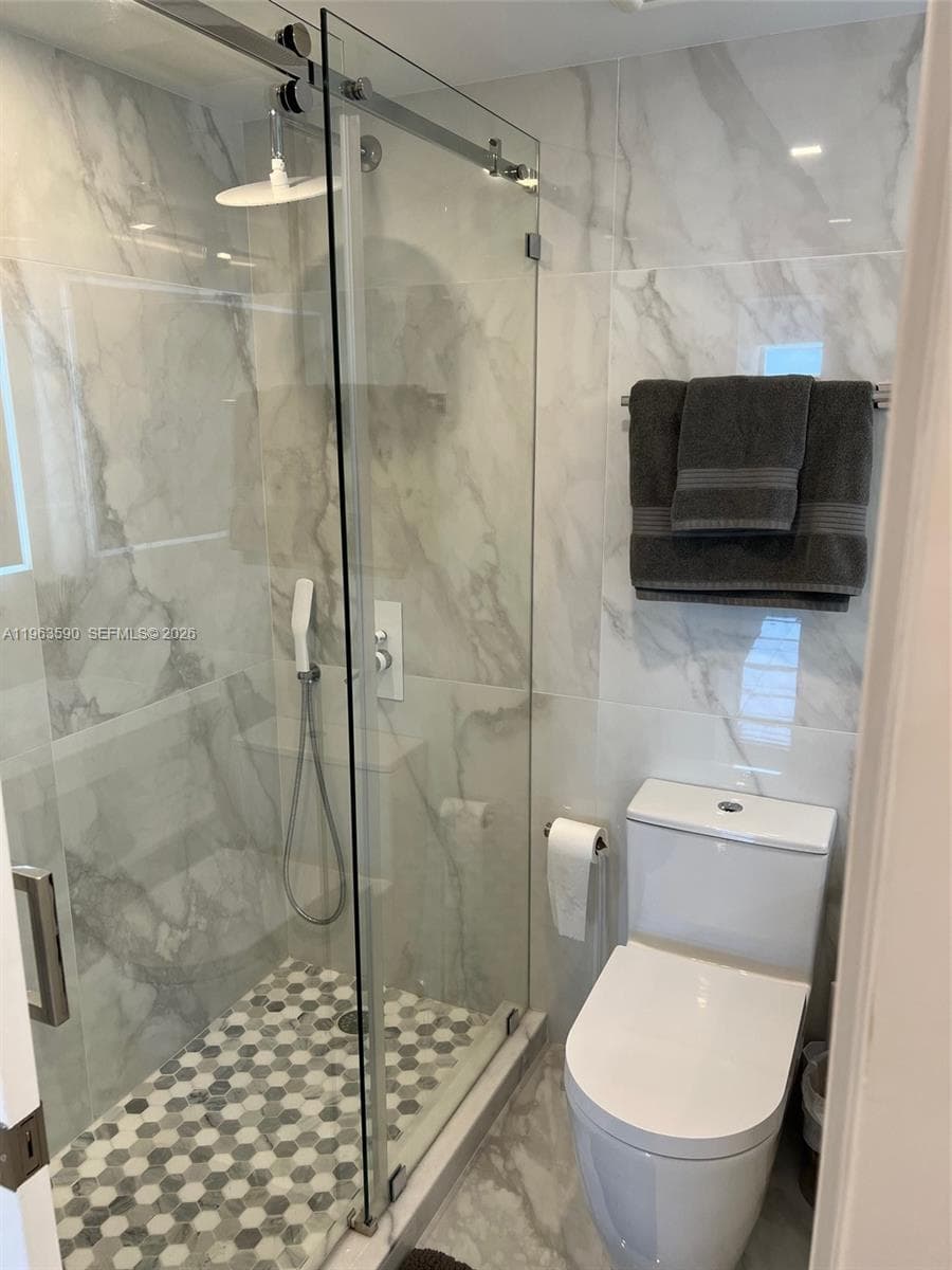 100 Lincoln Rd # 1548, Miami Beach FL 33139 — 36