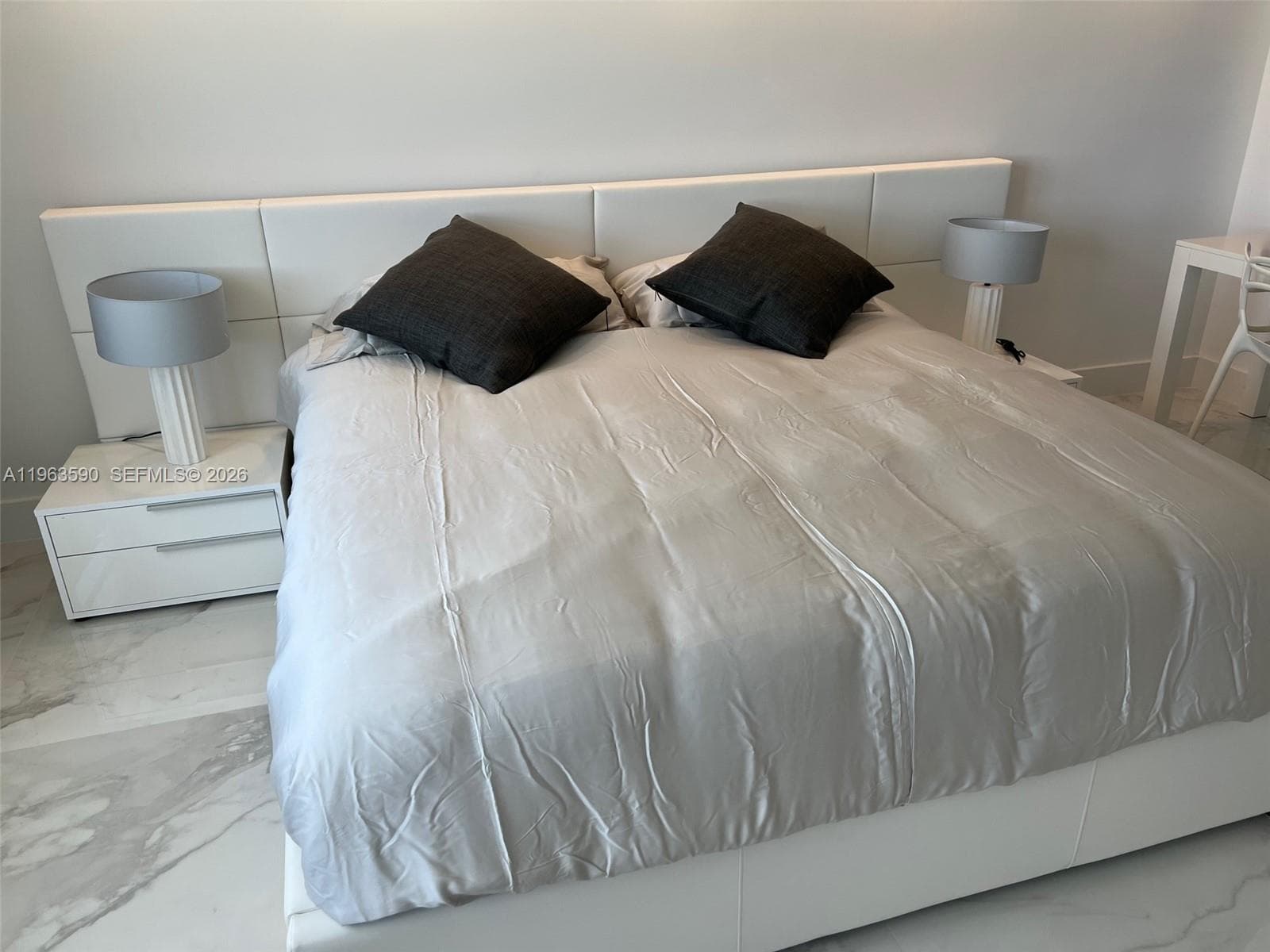 100 Lincoln Rd # 1548, Miami Beach FL 33139 — 20