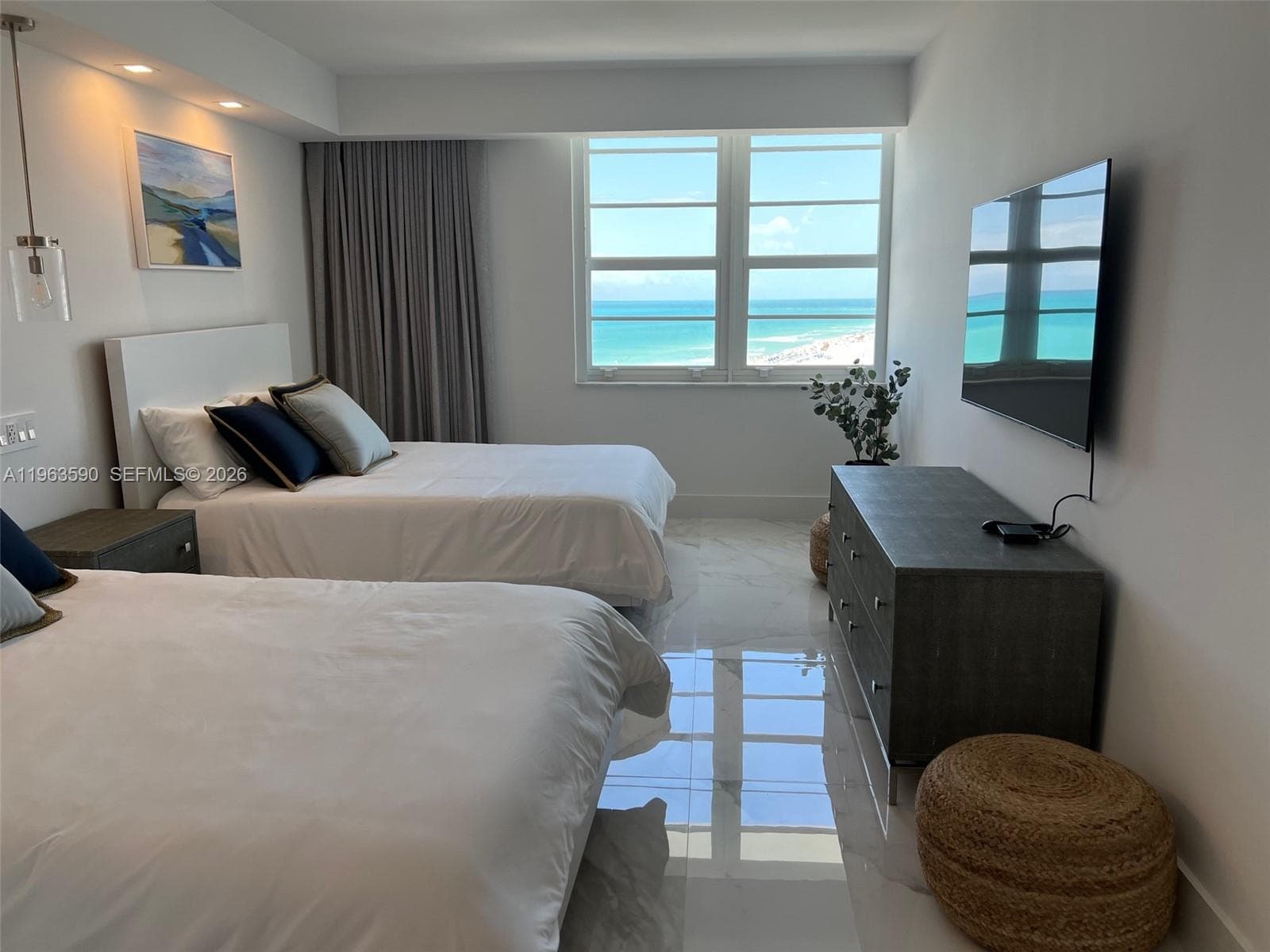 100 Lincoln Rd # 1548, Miami Beach FL 33139 — 30