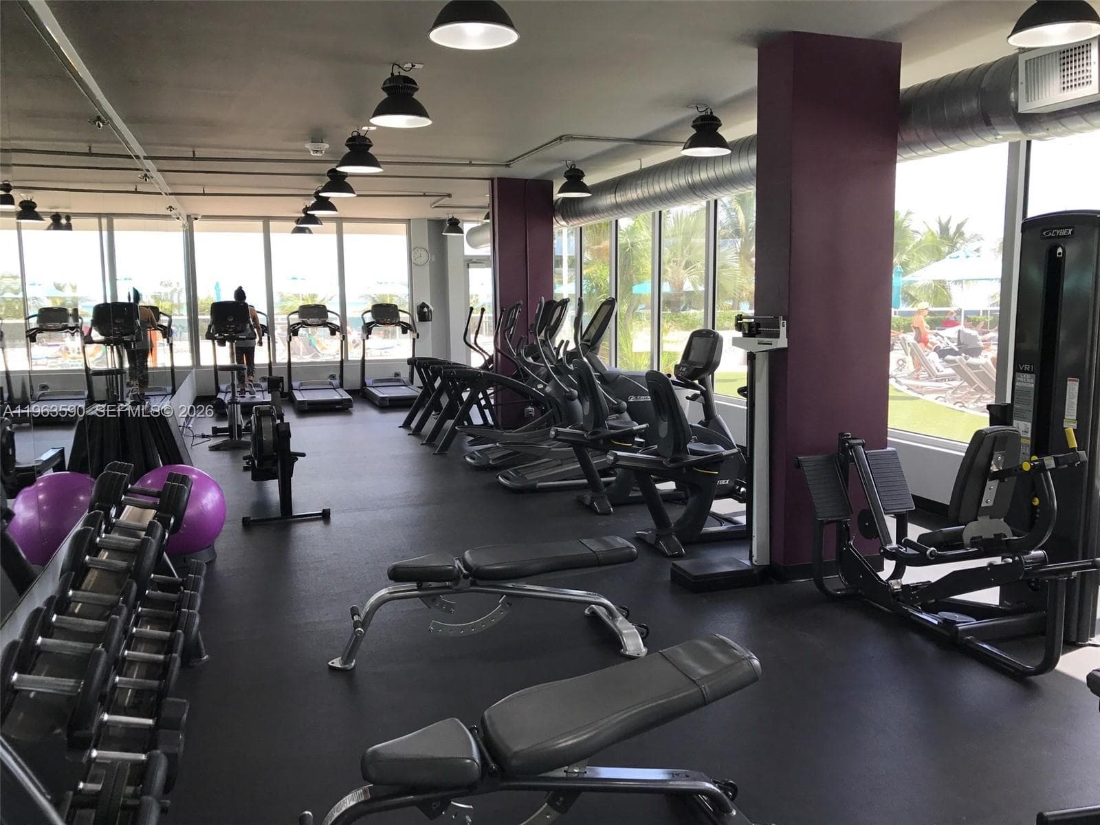 100 Lincoln Rd # 1548, Miami Beach FL 33139 — 50