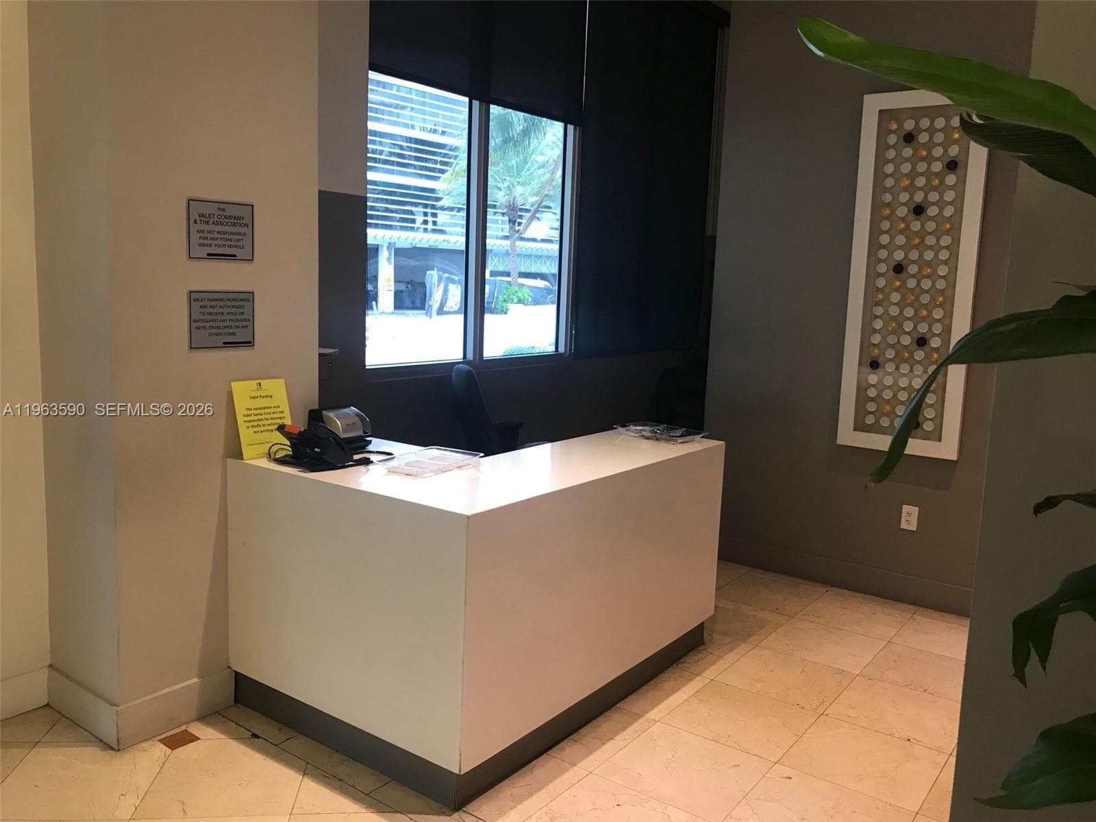 100 Lincoln Rd # 1548, Miami Beach FL 33139 — 44