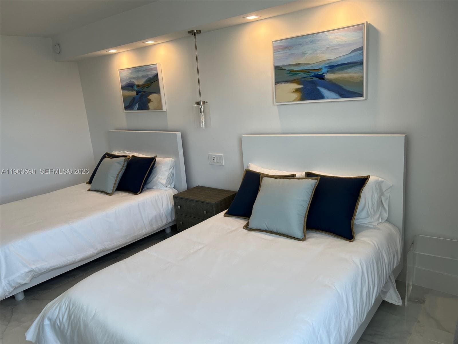 100 Lincoln Rd # 1548, Miami Beach FL 33139 — 31
