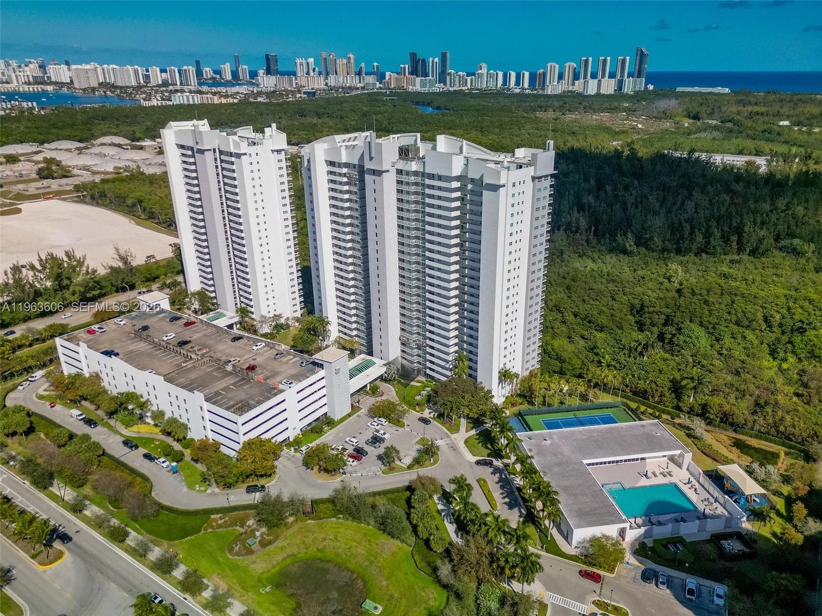 14951 Royal Oaks Ln # 701, North Miami FL 33181 — 39