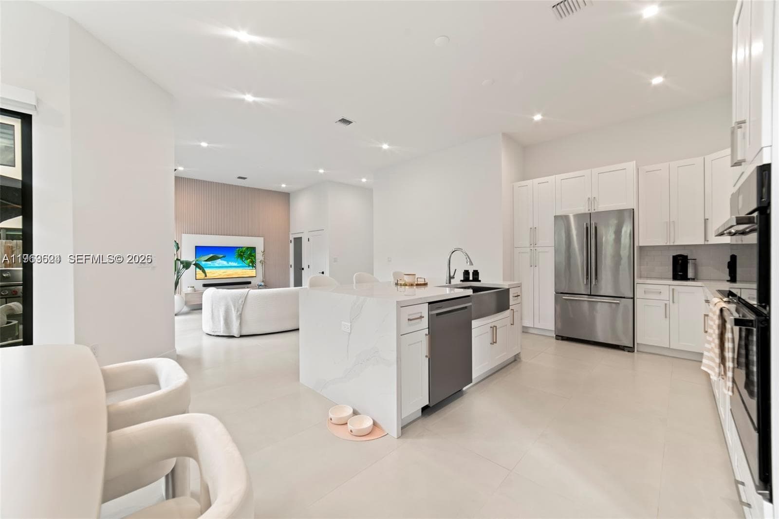 7771 SW 99th St, Miami FL 33156 — 9