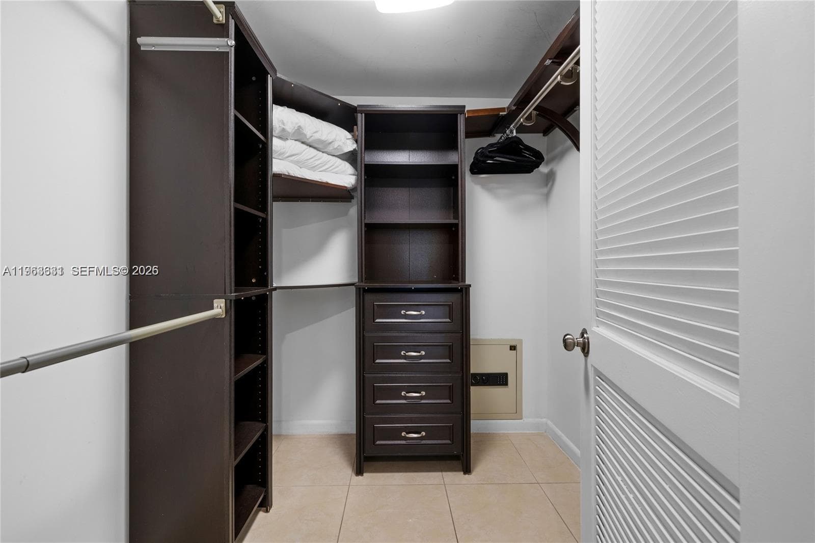 3250 NE 1st Ave # 515, Miami FL 33137 — 13