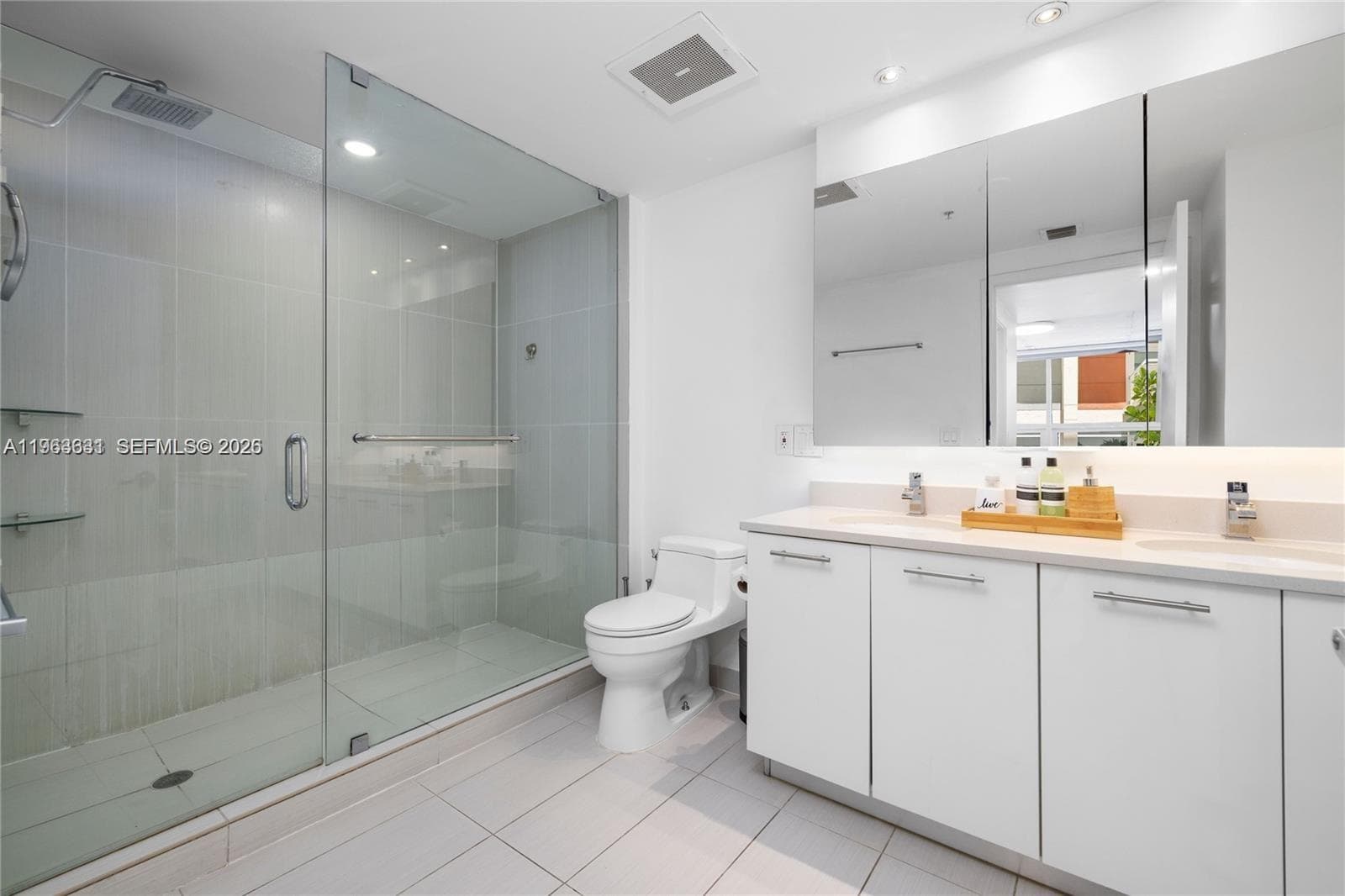 3250 NE 1st Ave # 515, Miami FL 33137 — 7