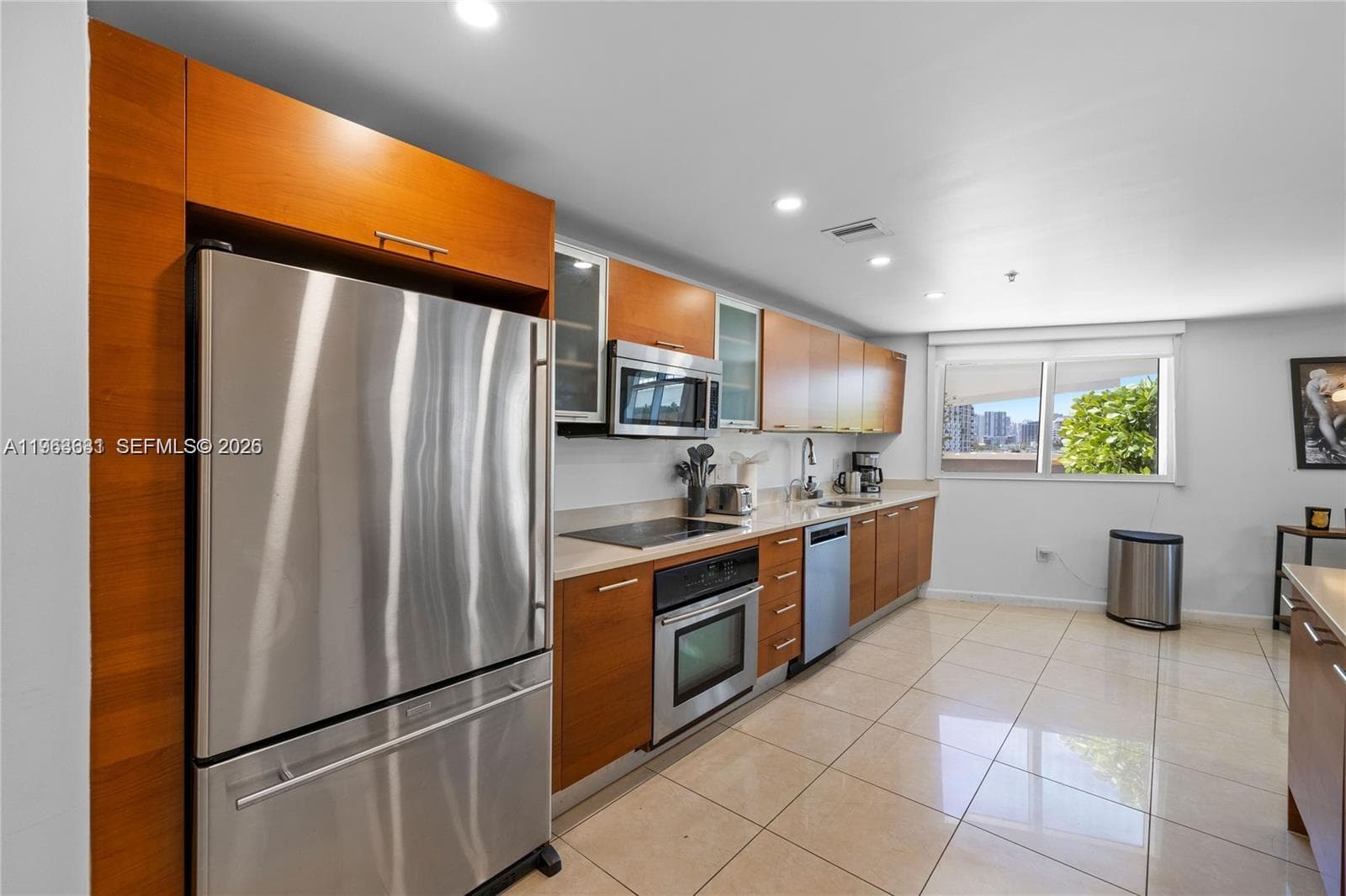 3250 NE 1st Ave # 515, Miami FL 33137 — 10