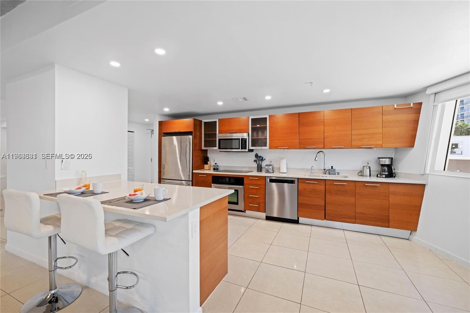 3250 NE 1st Ave # 515, Miami FL 33137 — 4
