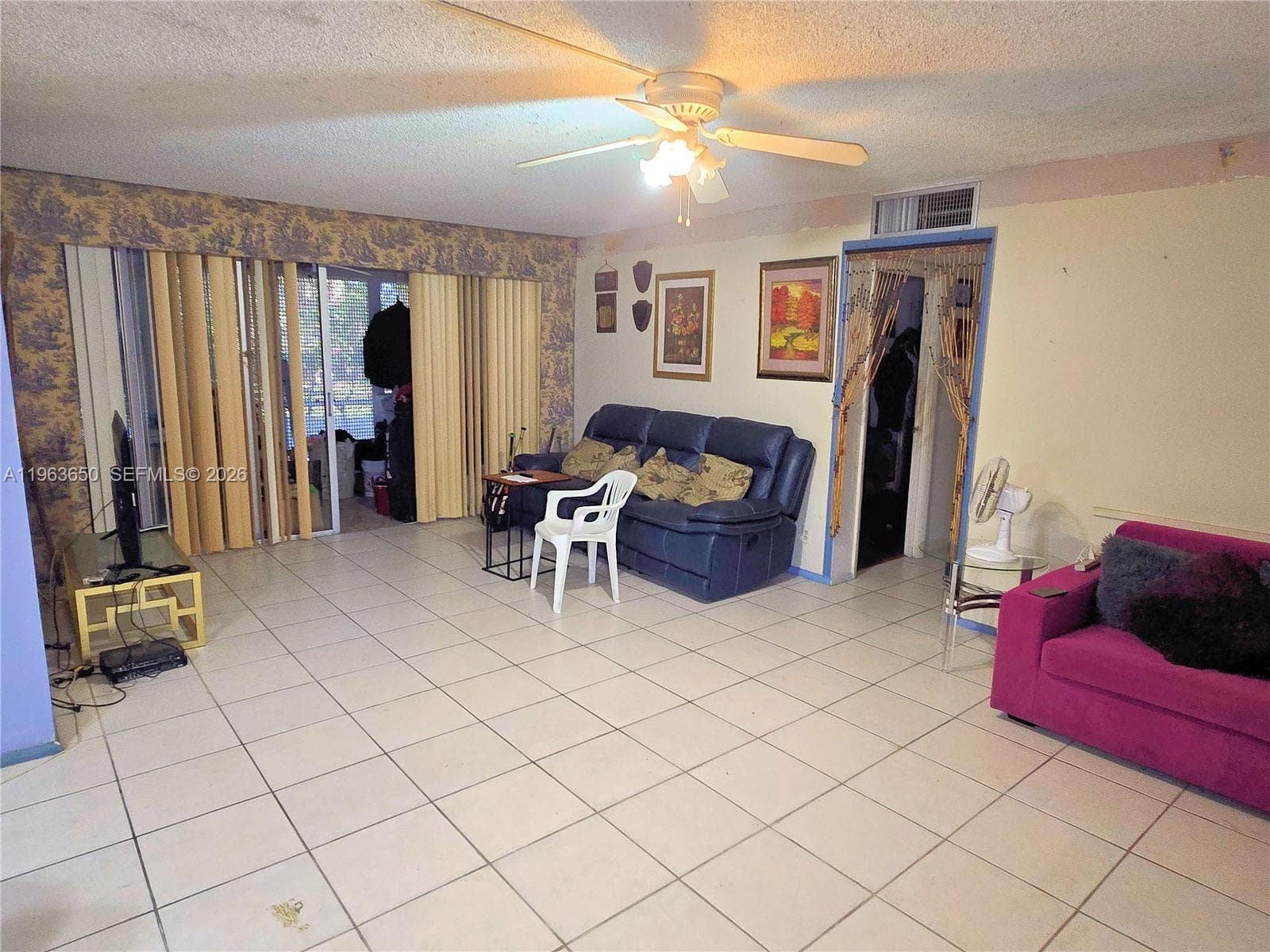 940 NE 199th St # 114, Miami FL 33179 — 5