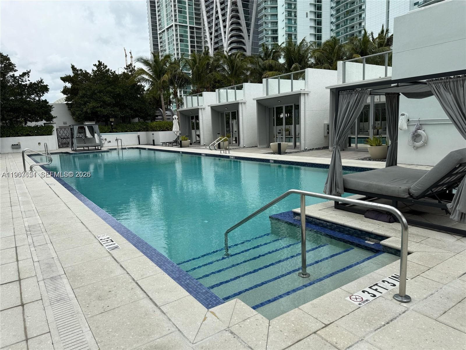 851 NE 1st ave # 7, Miami FL 33132 — 1