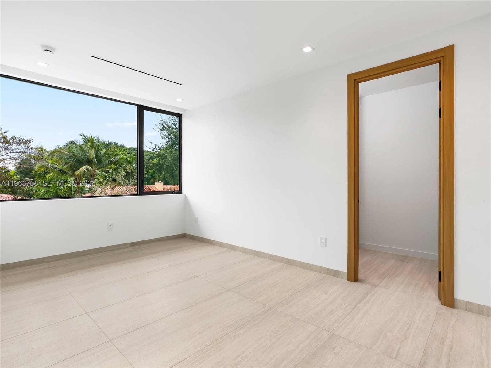 4401 SW 14th St, Miami FL 33134 — 18