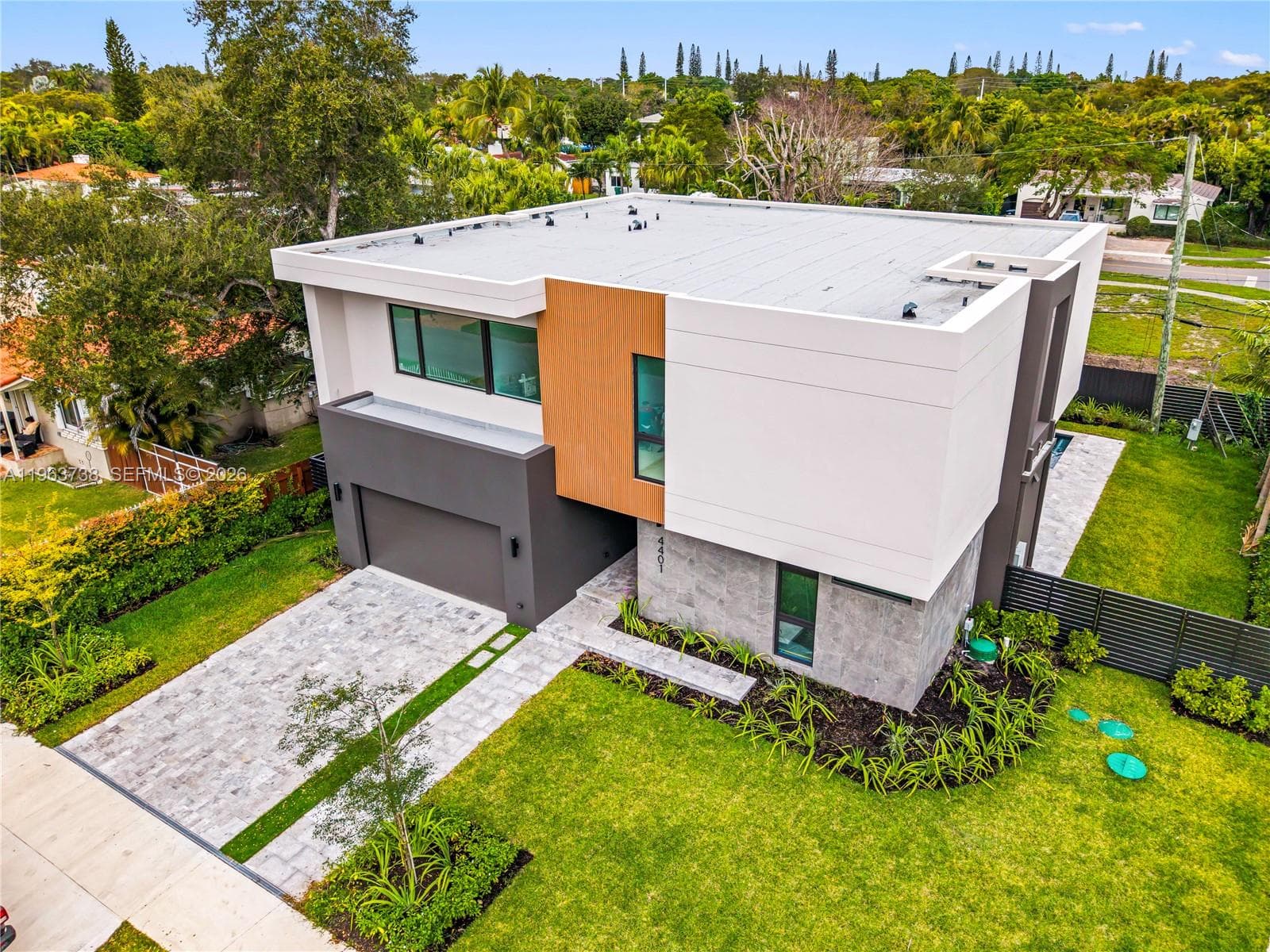 4401 SW 14th St, Miami FL 33134 — 25