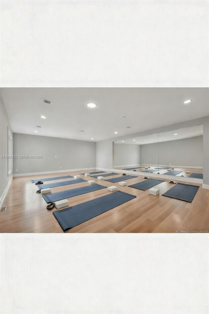 5601 Collins Ave # 9, Miami Beach FL 33140 — 6