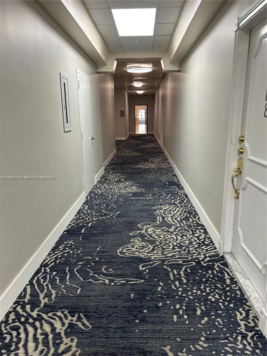 5601 Collins Ave # 9, Miami Beach FL 33140 — 4