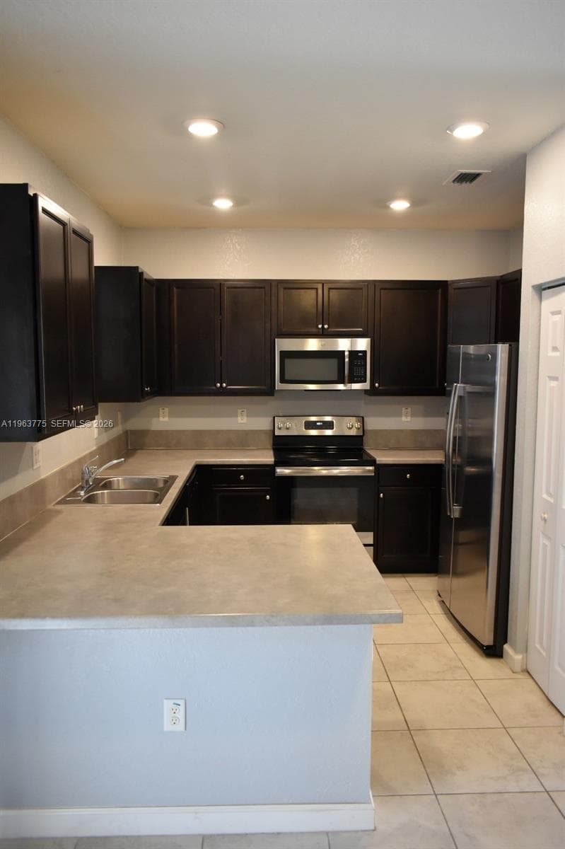 3392 SE 1st St, Homestead FL 33033 — 3