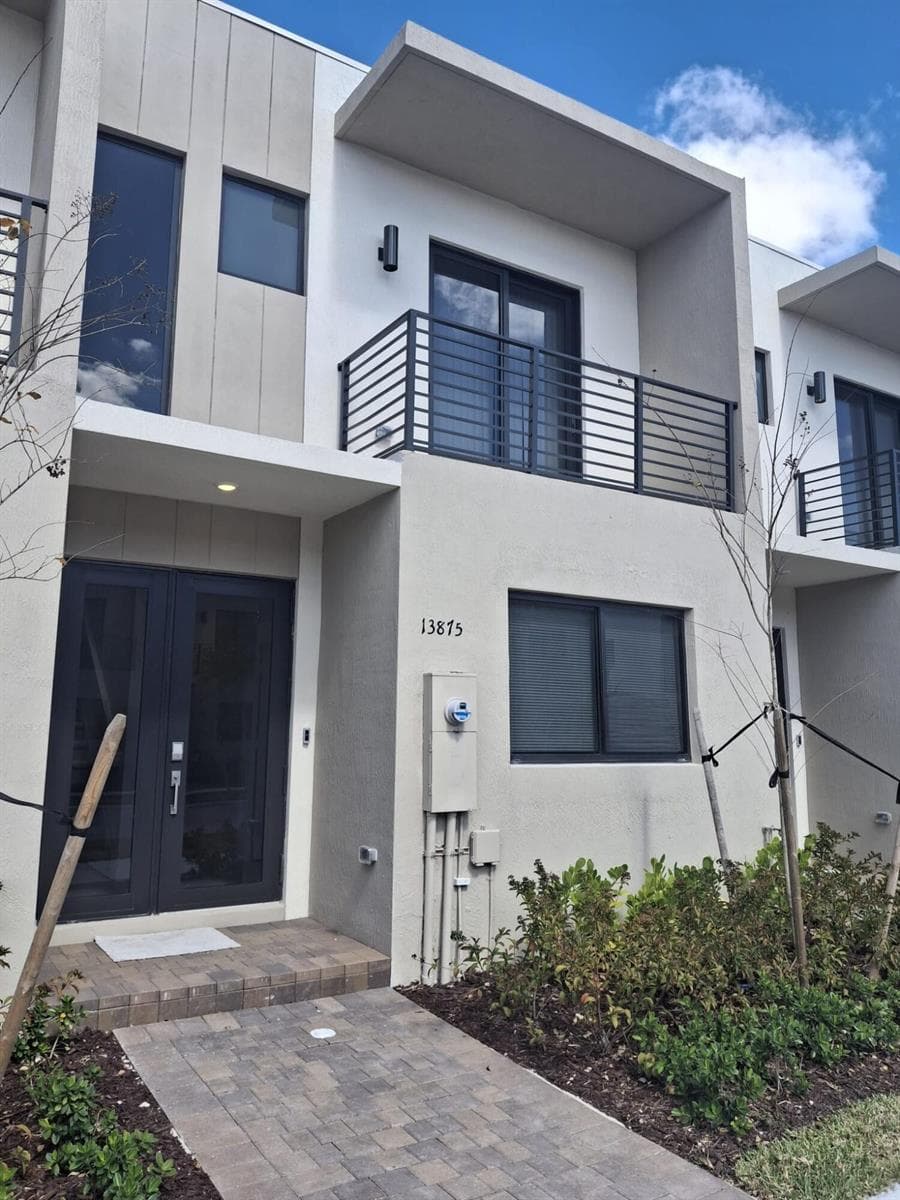13875 SW 261 Terrace, Homestead FL 33032 — 1
