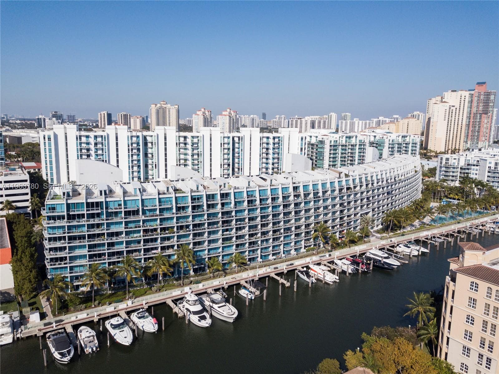 2950 NE 188th St # 349, Aventura FL 33180 — 38