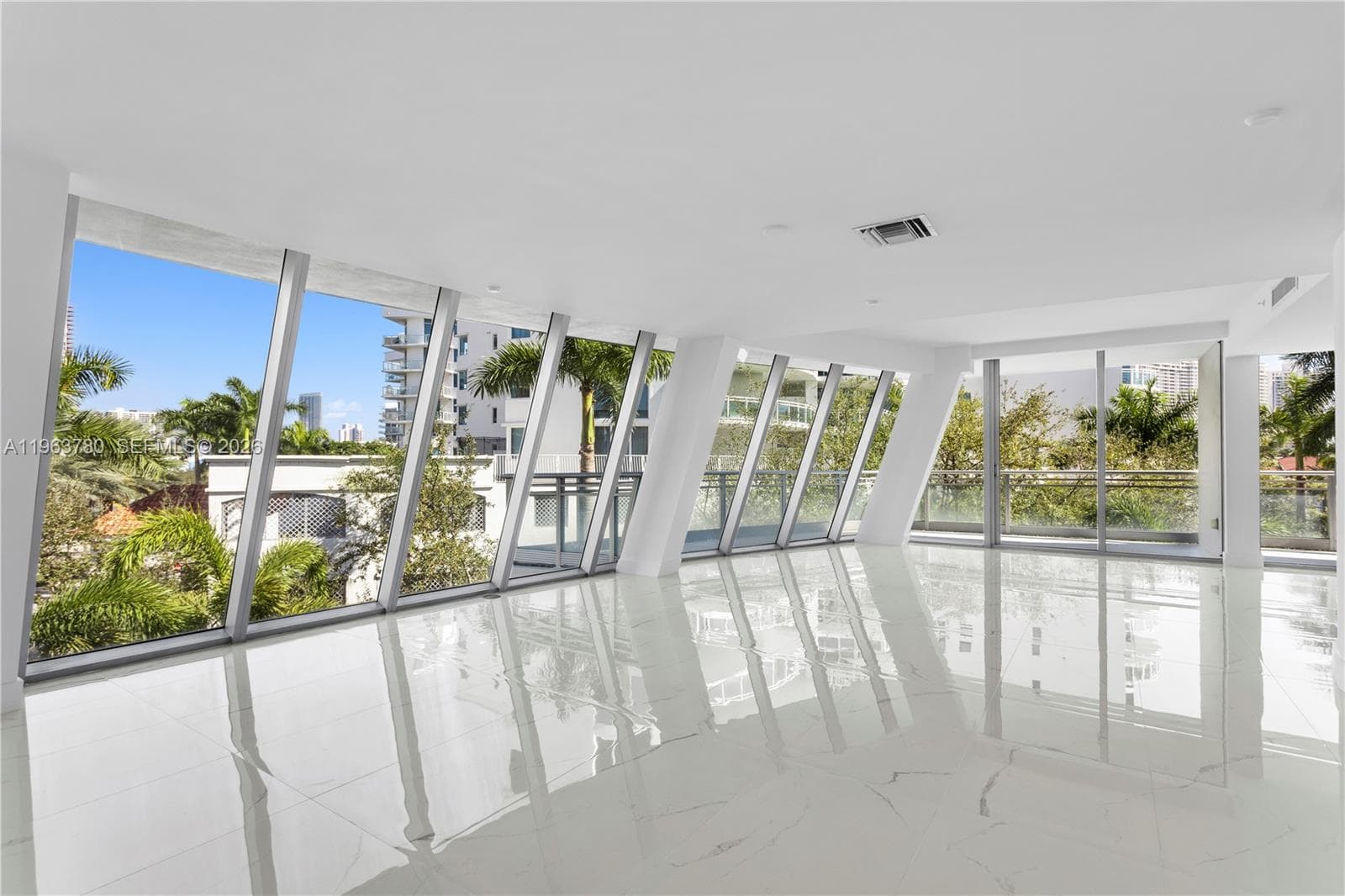 2950 NE 188th St # 349, Aventura FL 33180 — 14