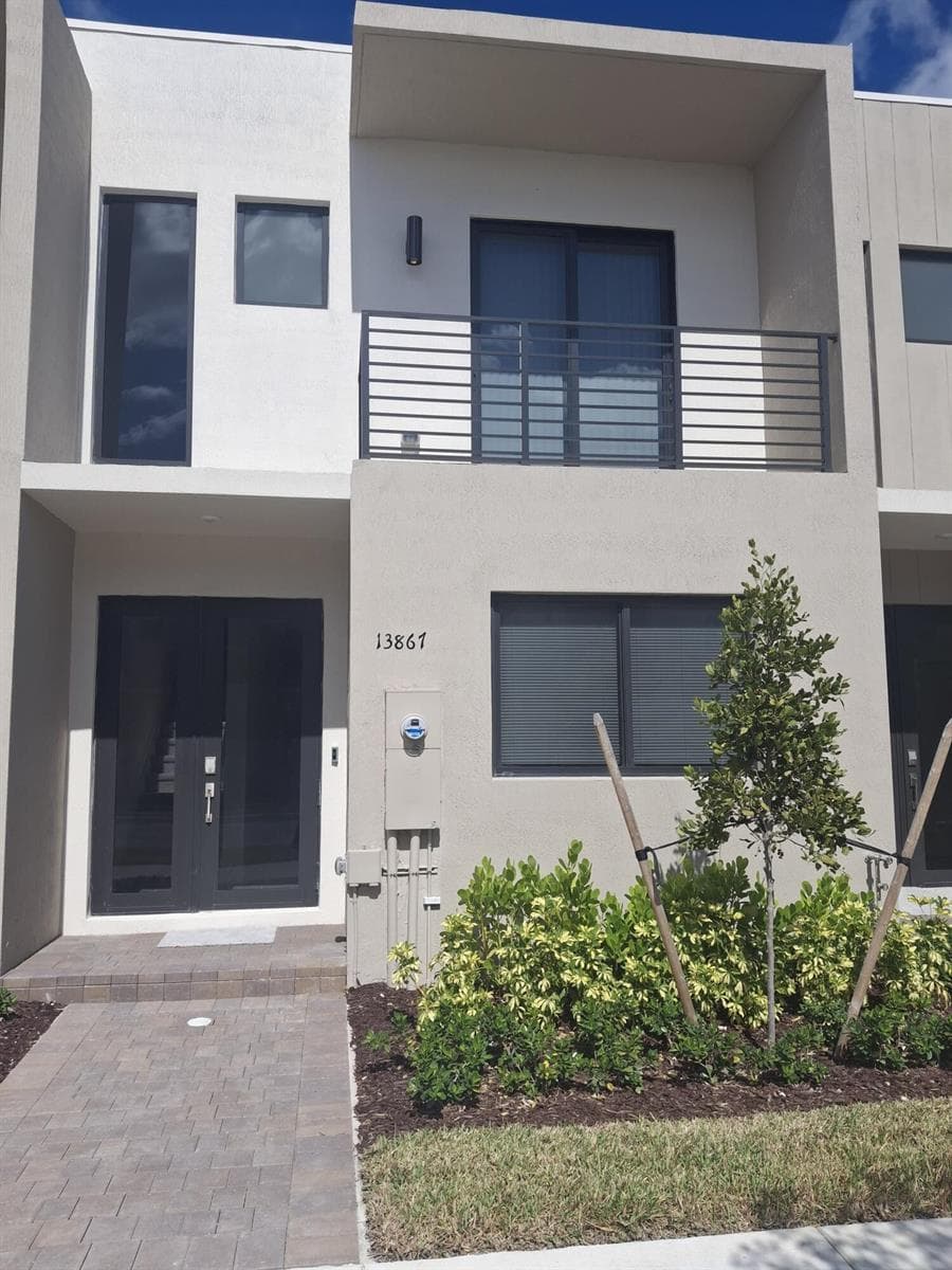 13867 SW 261 Terrace, Homestead FL 33032 — 1
