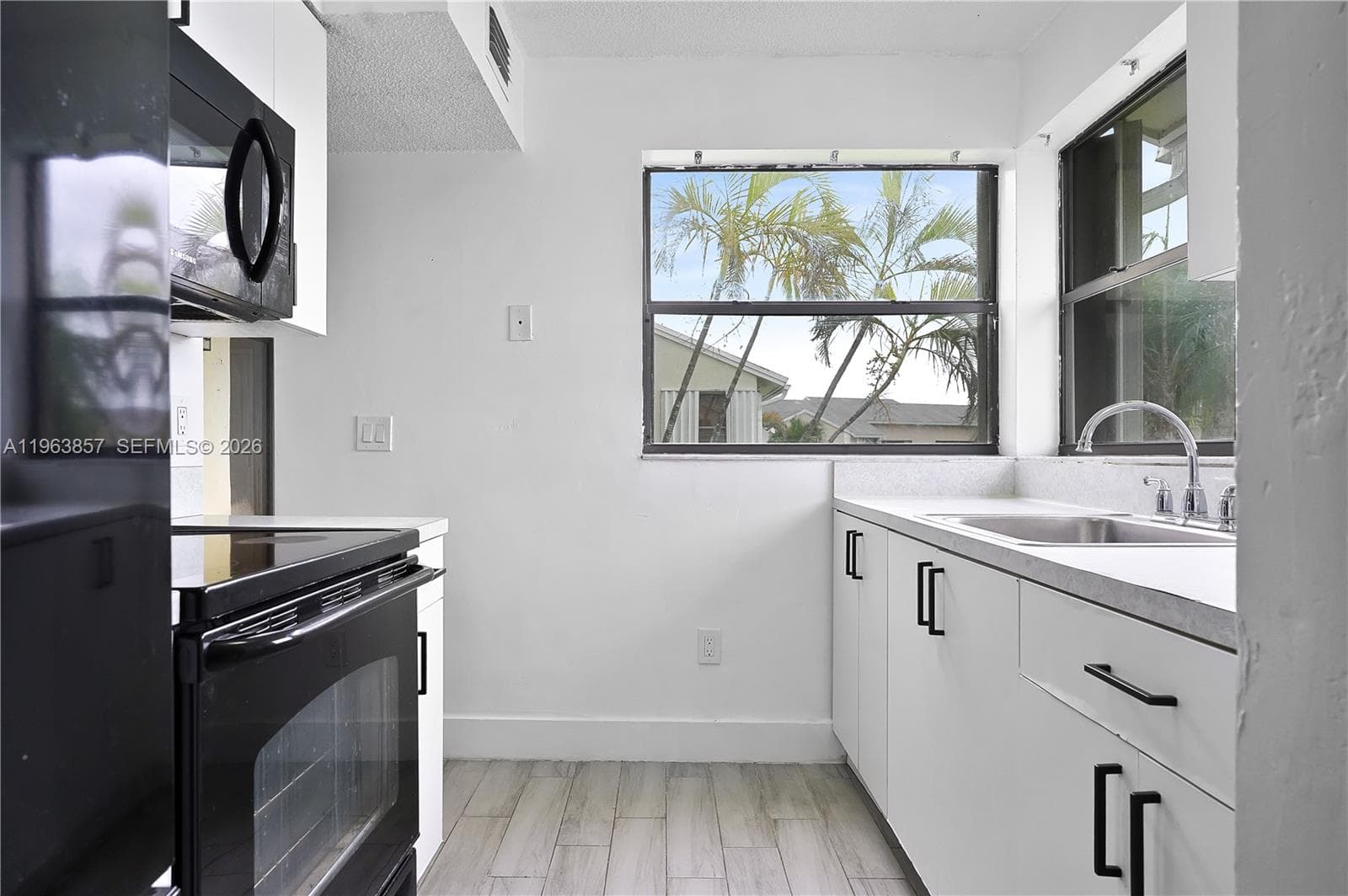 980 Constitution Dr # 980D, Homestead FL 33034 — 14