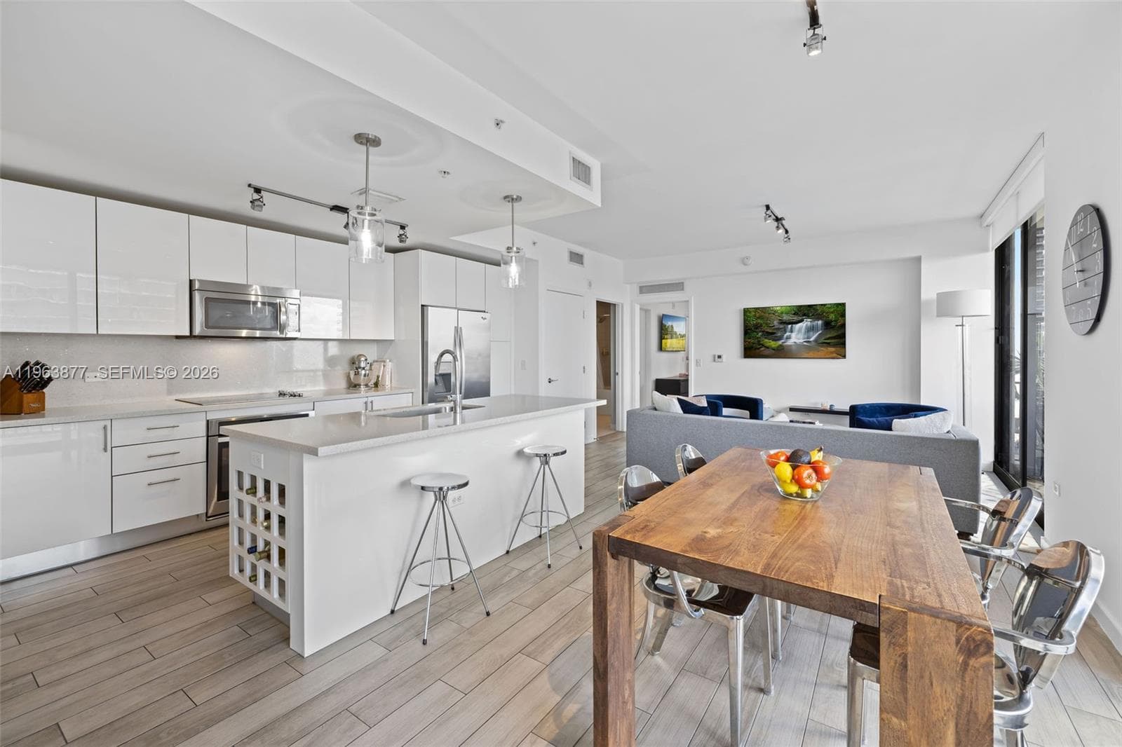 999 SW 1st Ave # 2303, Miami FL 33130 — 3