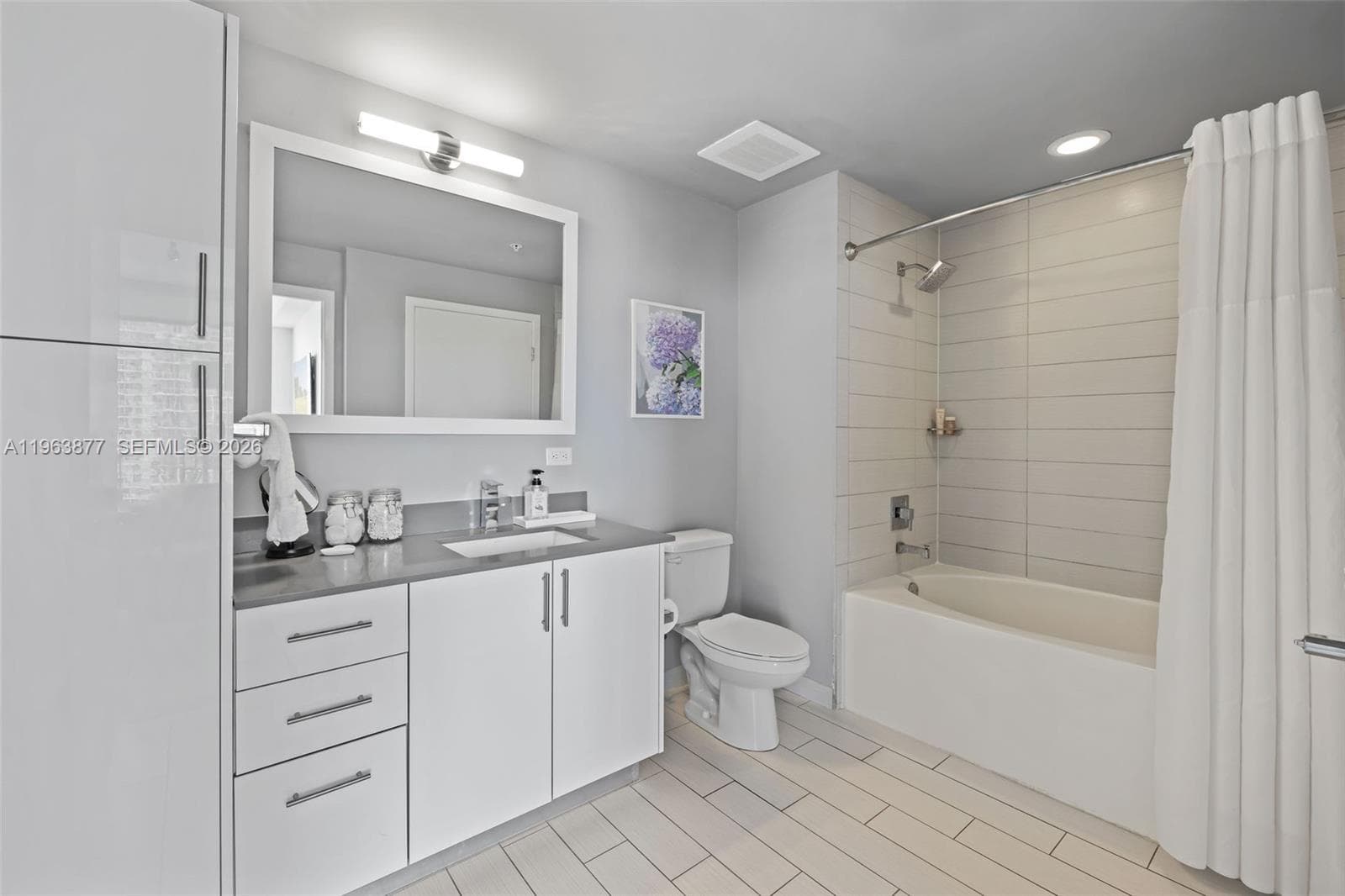 999 SW 1st Ave # 2303, Miami FL 33130 — 5