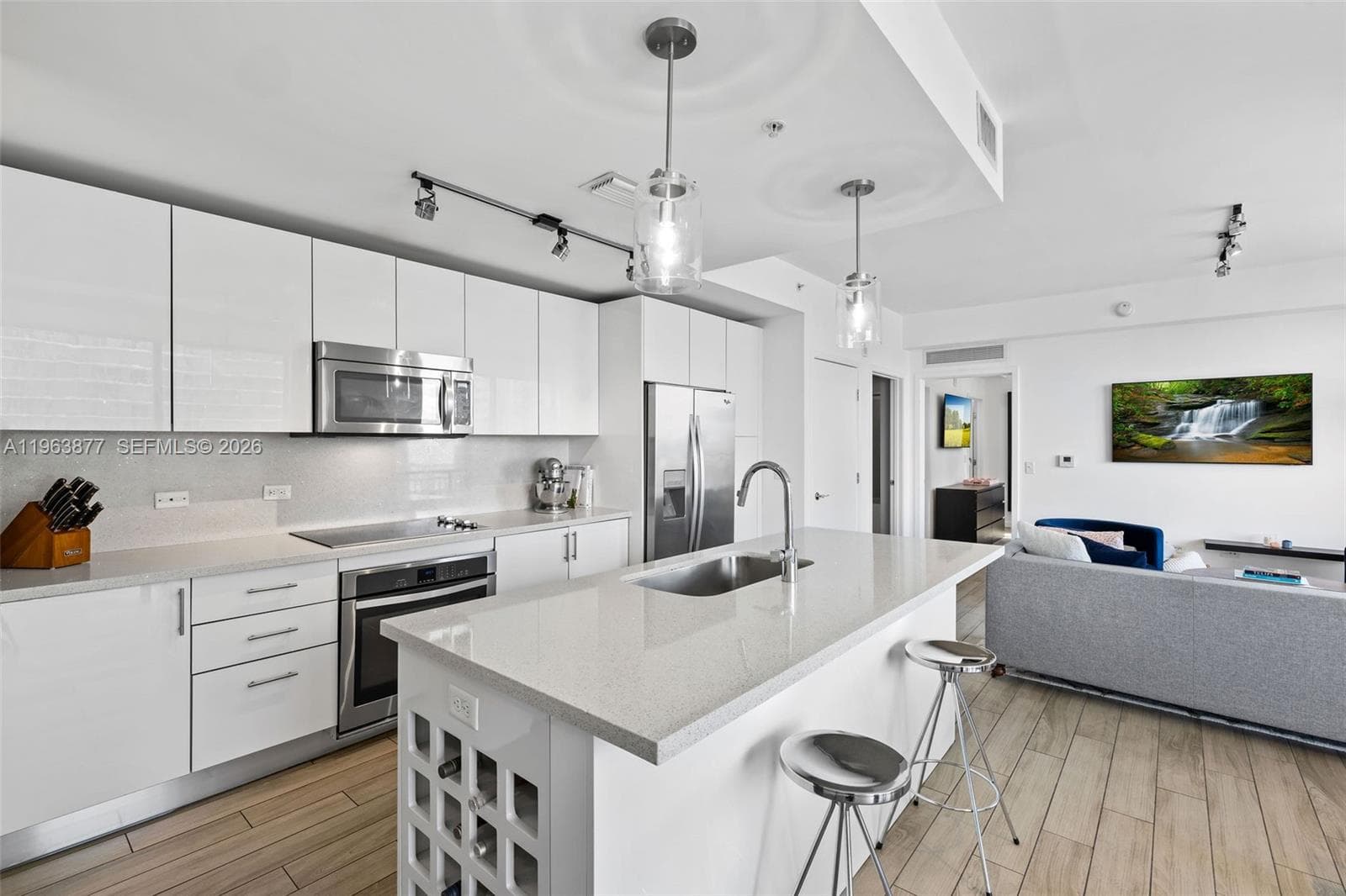 999 SW 1st Ave # 2303, Miami FL 33130 — 10