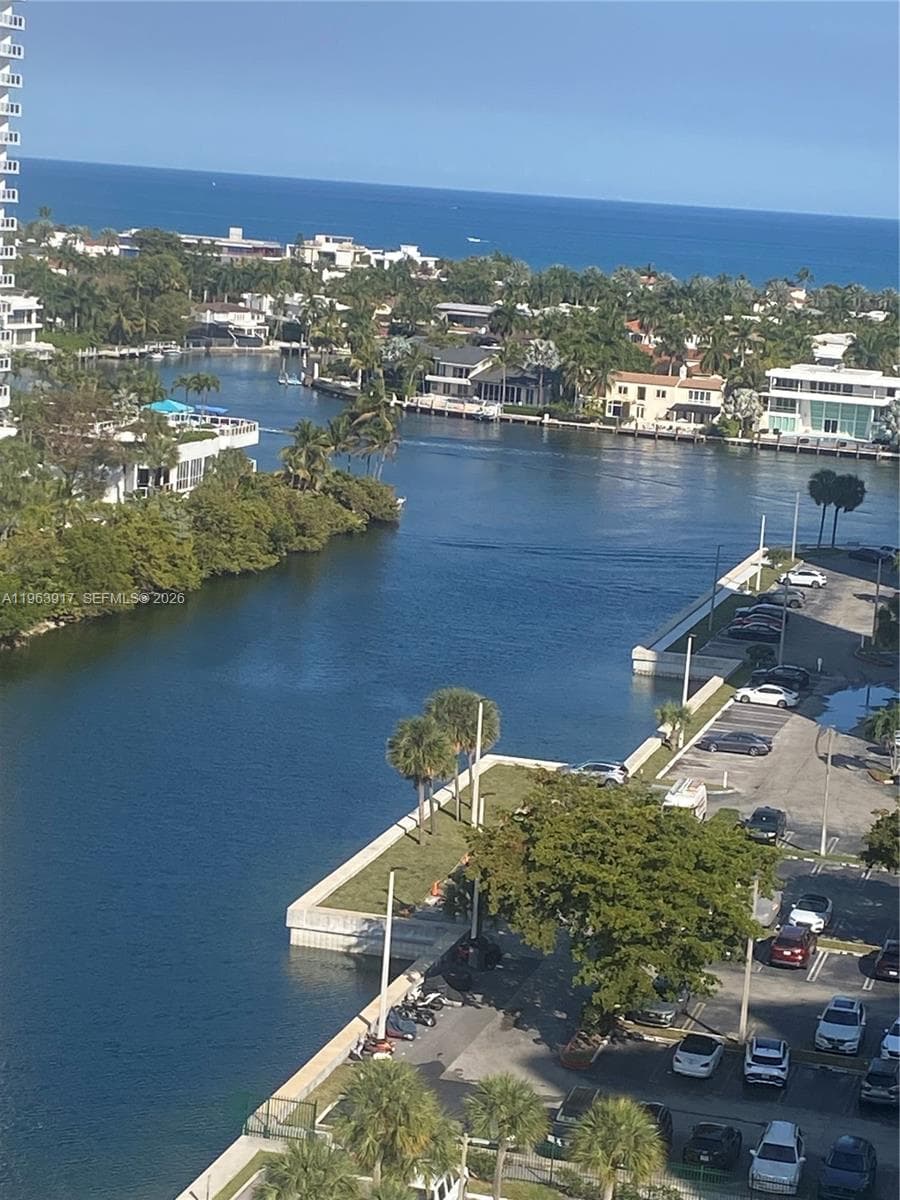 3701 N Country Club Dr # 1502, Aventura FL 33180 — 2