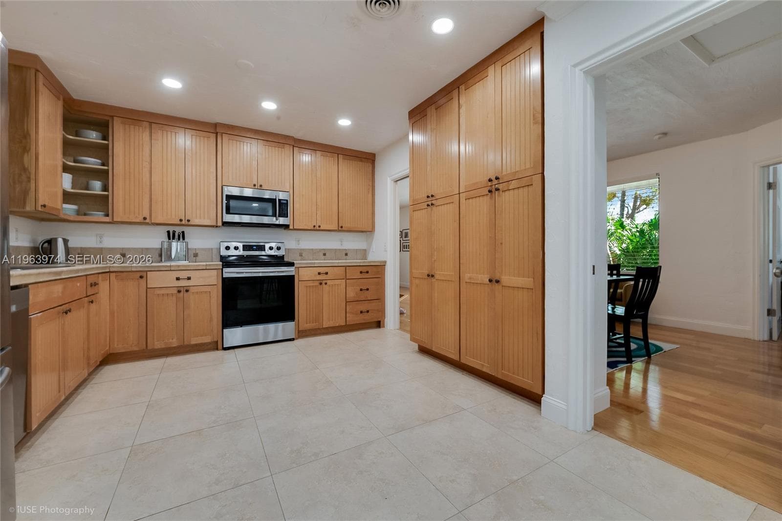 8425 SW 174th St, Palmetto Bay FL 33157 — 12