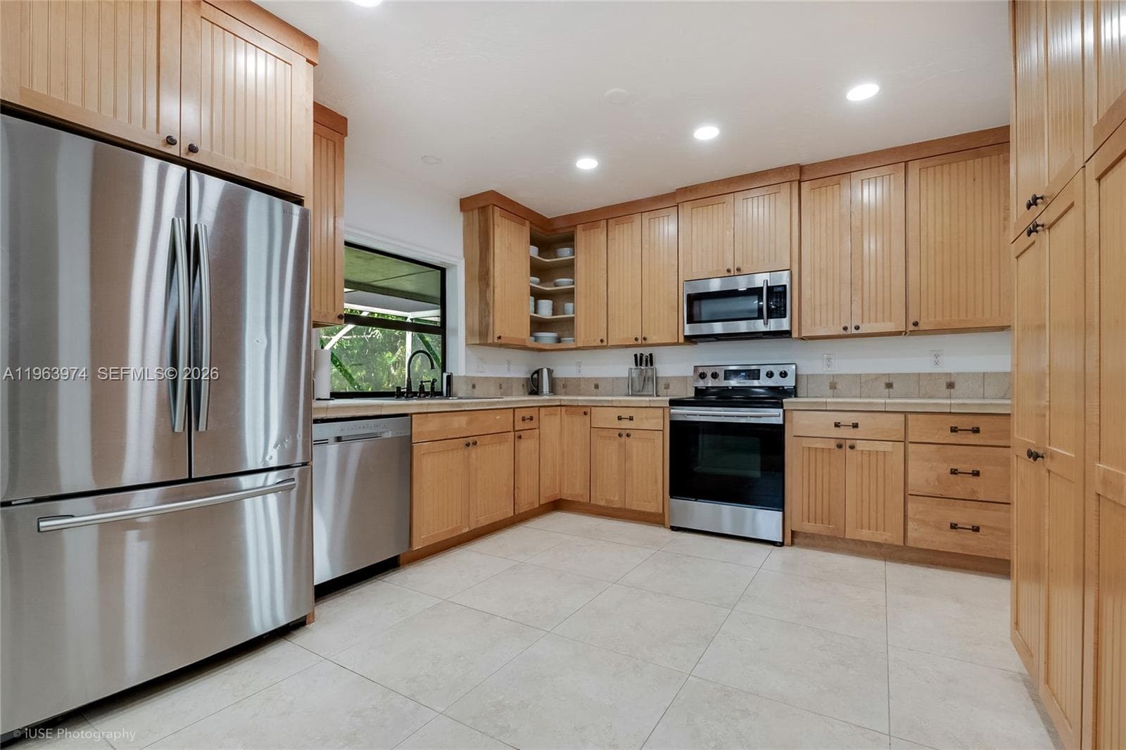 8425 SW 174th St, Palmetto Bay FL 33157 — 9