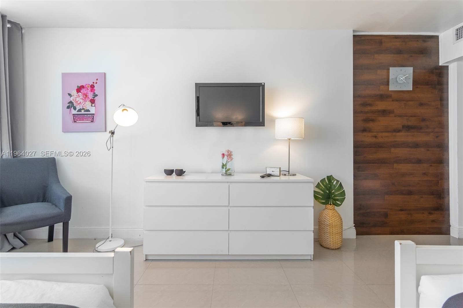 5445 Collins Ave # 1623, Miami Beach FL 33140 — 28