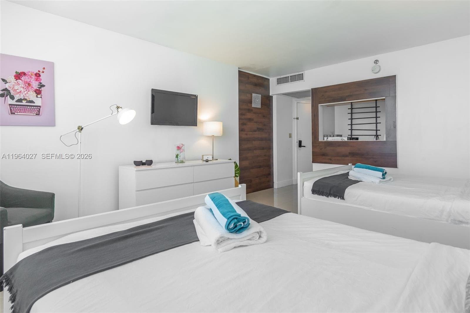 5445 Collins Ave # 1623, Miami Beach FL 33140 — 19