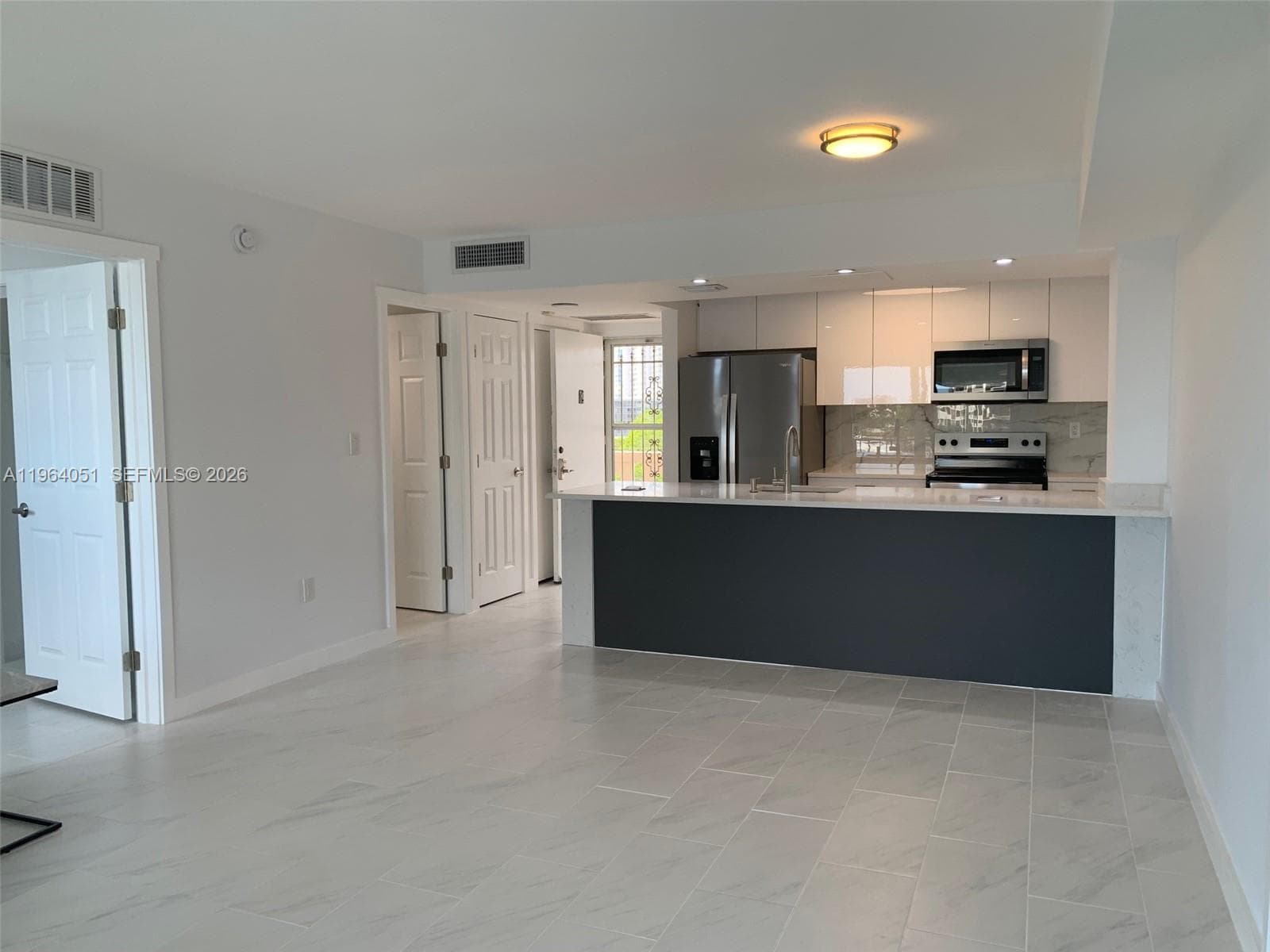 2980 Point East Dr # D508, Aventura FL 33160 — 5