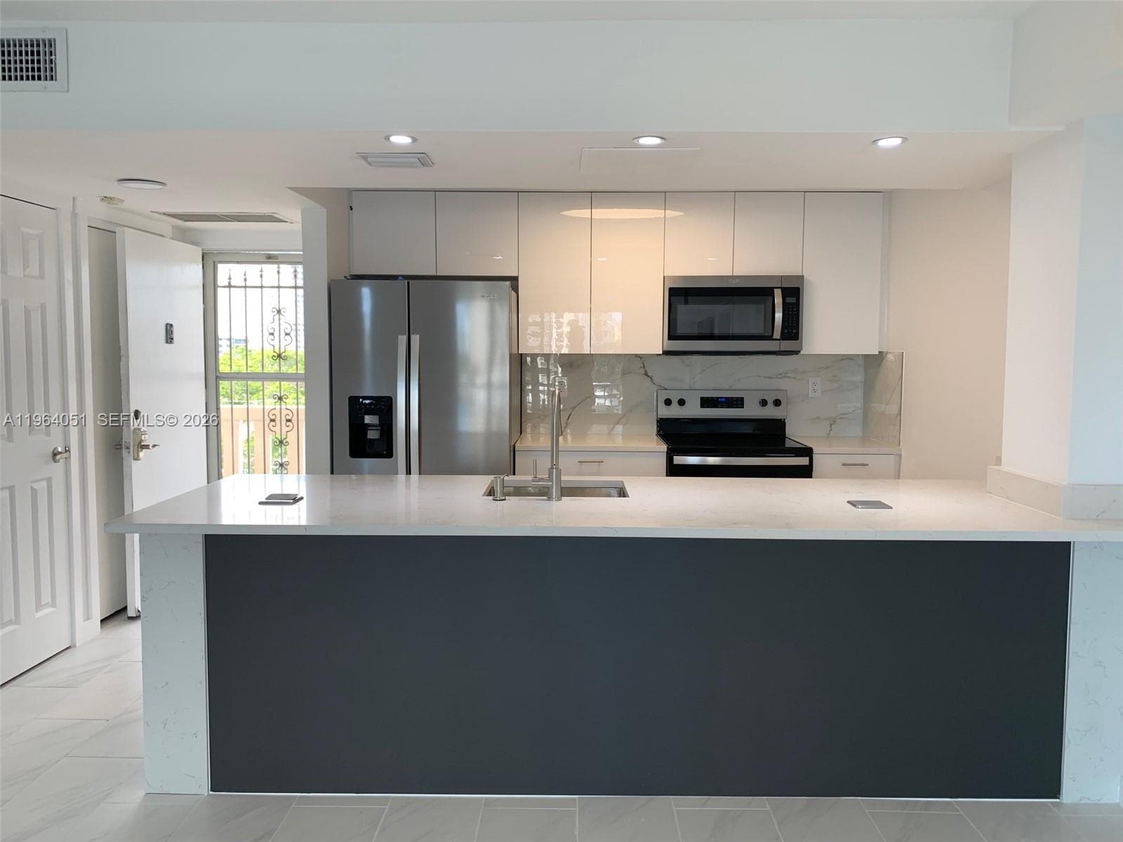 2980 Point East Dr # D508, Aventura FL 33160 — 4