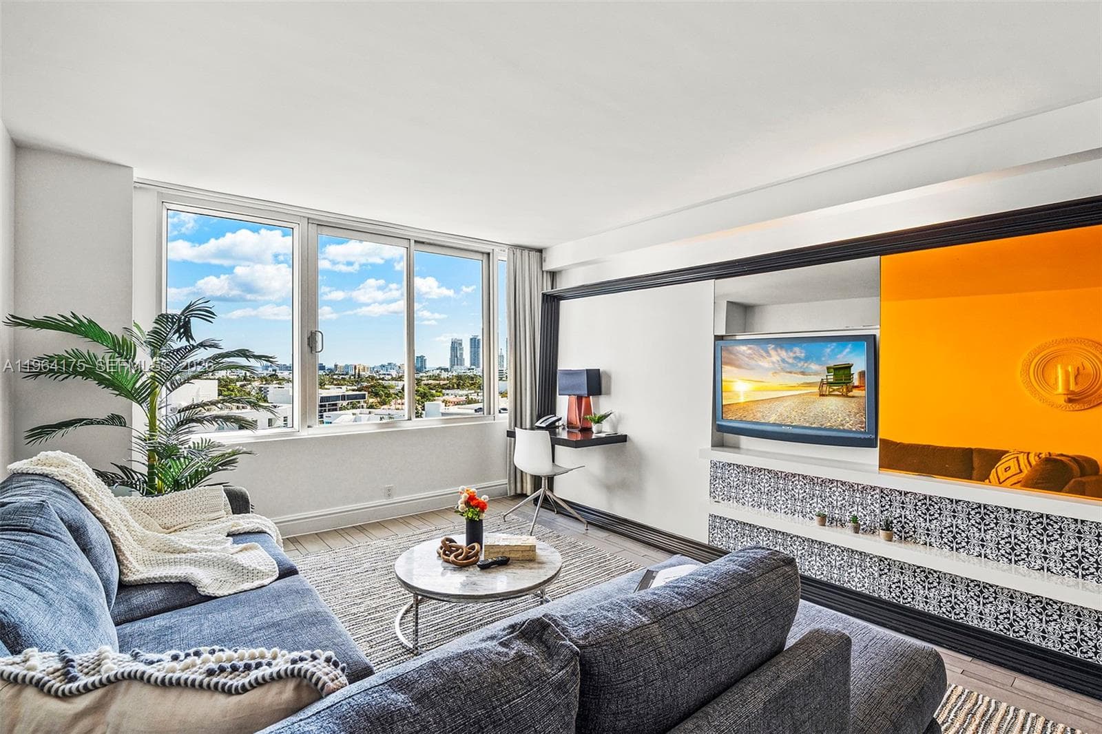1100 West Ave # 1123, Miami Beach FL 33139 — 11