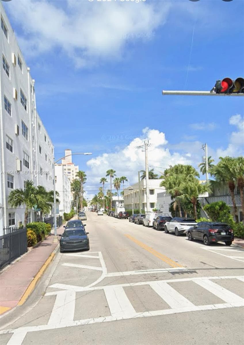 801 Meridian Ave # 3B, Miami Beach FL 33139 — 4