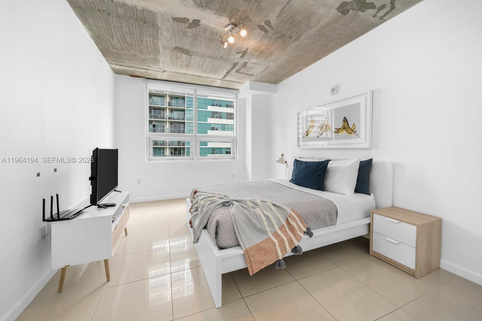 3250 NE 1st Ave # 1104, Miami FL 33137 — 12