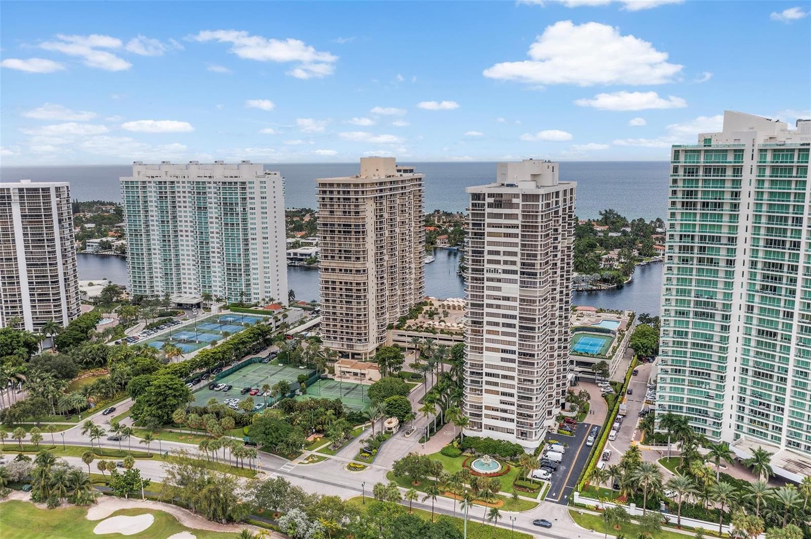 20185 E Country Club Drive # 901, Aventura FL 33180 — 62