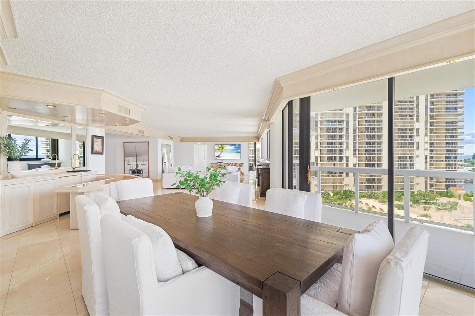 20185 E Country Club Drive # 901, Aventura FL 33180 — 9