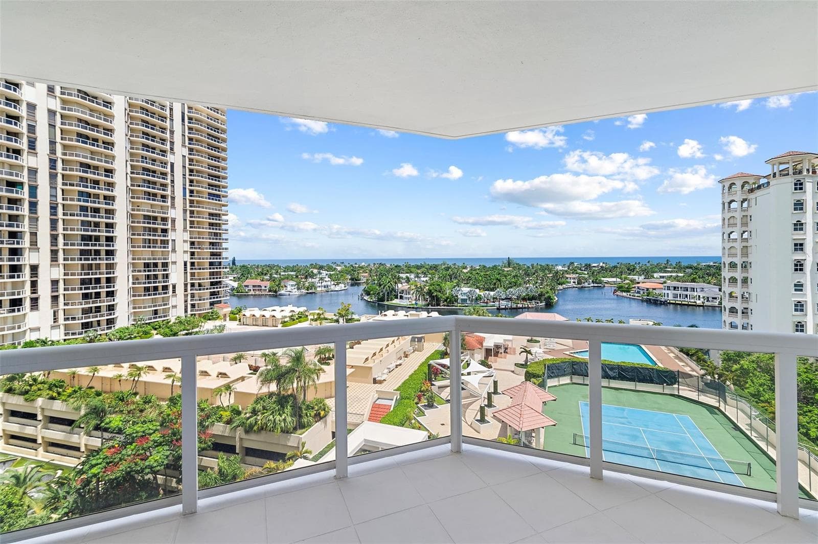20185 E Country Club Drive # 901, Aventura FL 33180 — 41