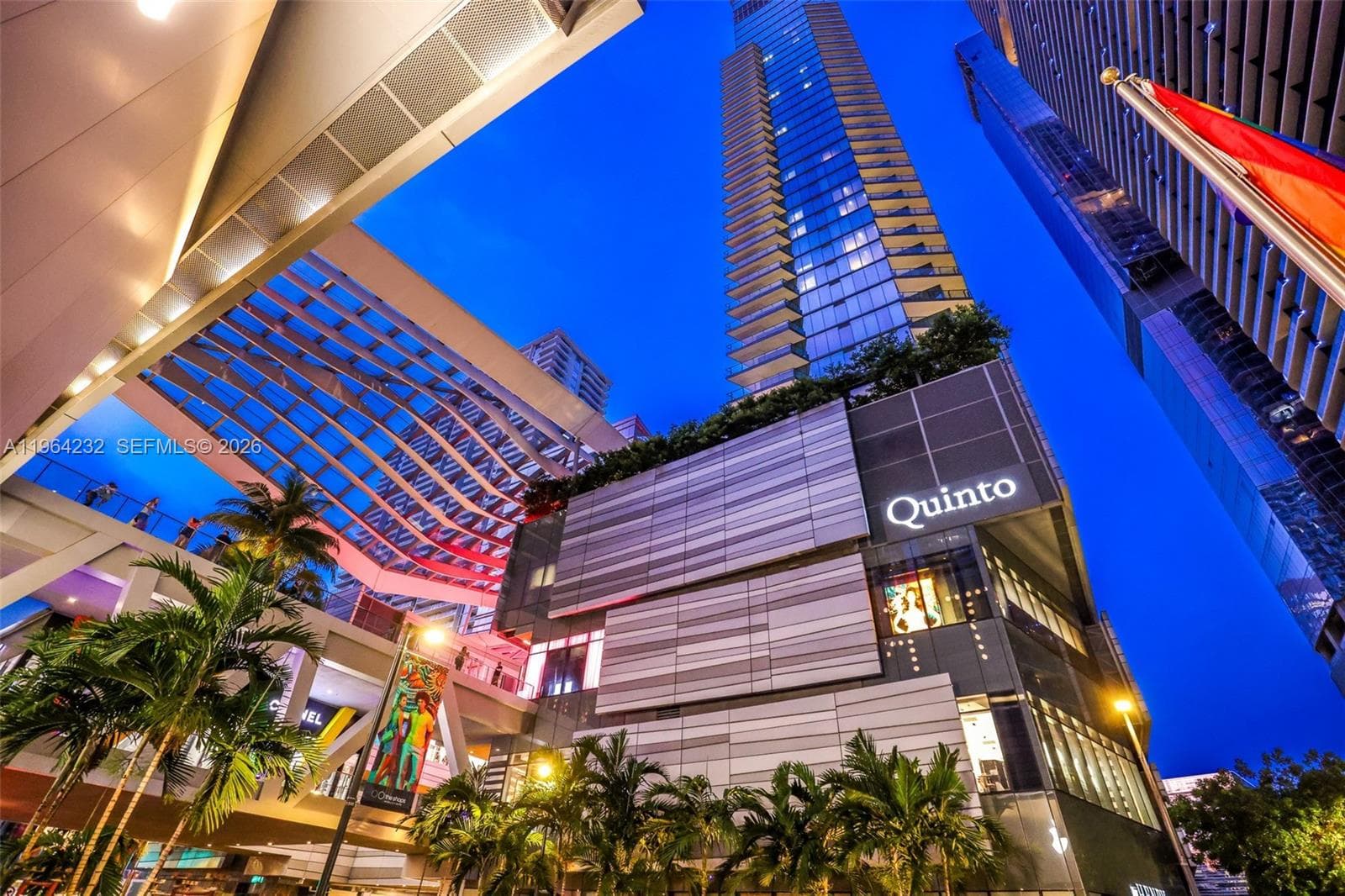 55 SW 9th St # 3906, Miami FL 33130 — 40