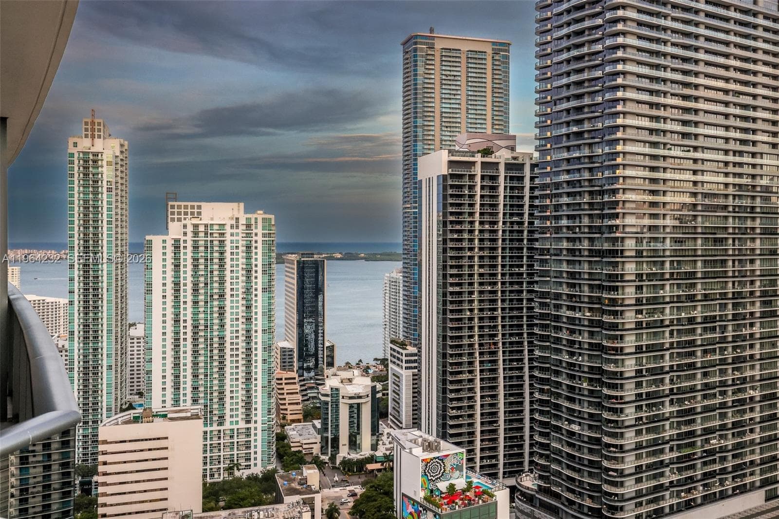 55 SW 9th St # 3906, Miami FL 33130 — 13